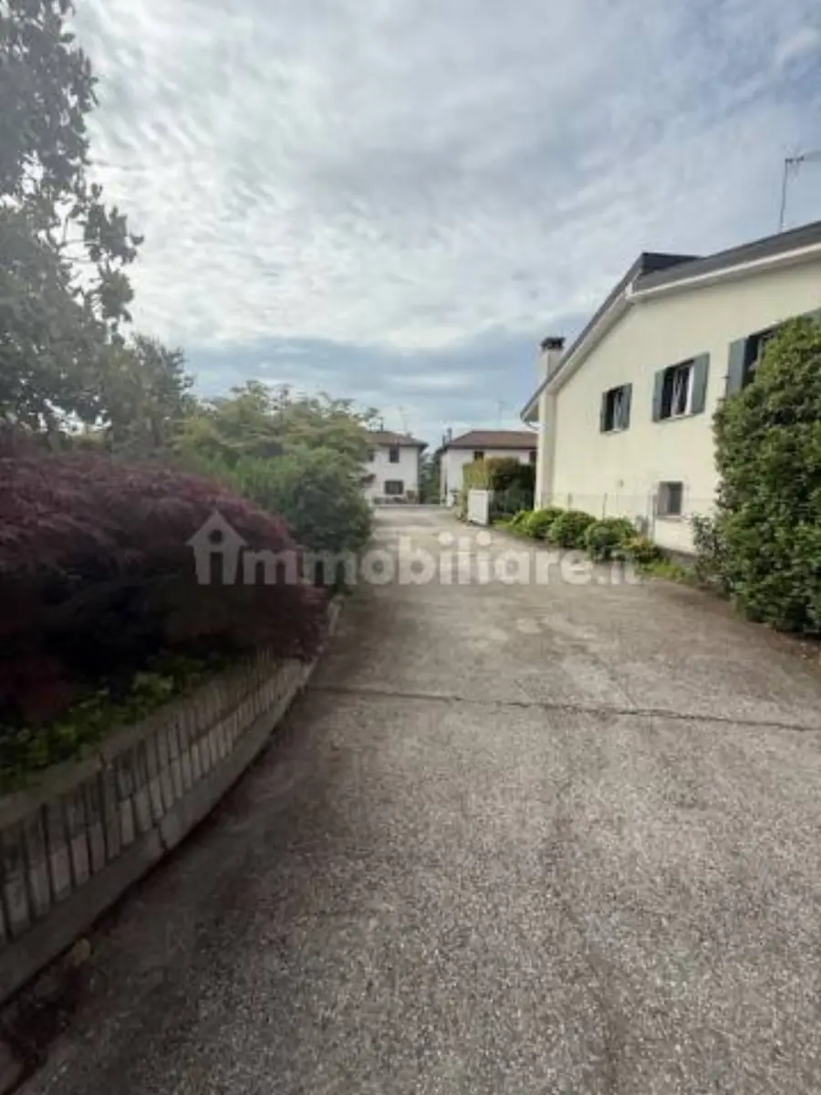 Terratetto plurifamiliare a Corno di Rosazzo, foto principale dell’annuncio