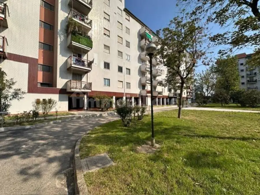 Appartamento a Milano, foto principale dell’annuncio