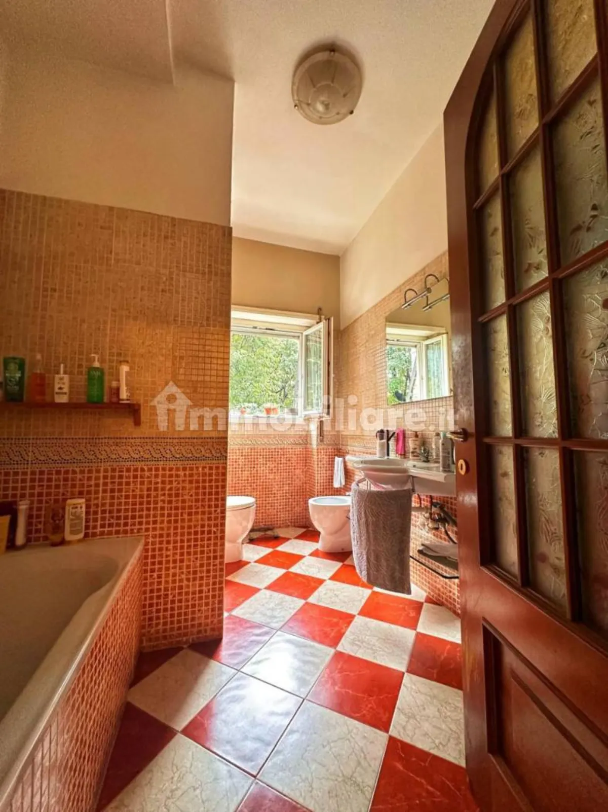 Apartment in Cesano Boscone: Bathroom (3/16)